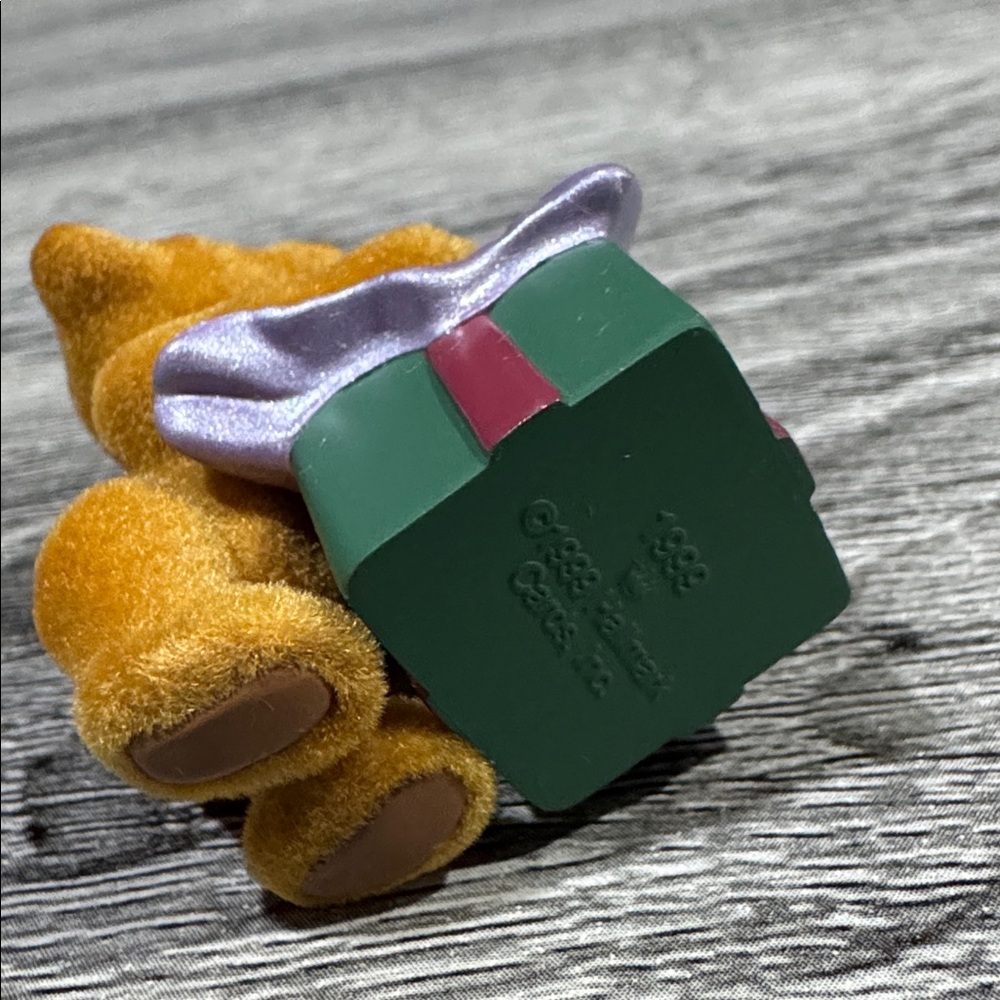 Hallmark | Merry Miniatures: 25th Anniversary Edition Teddy Bear Figures - Picture 14 of 16